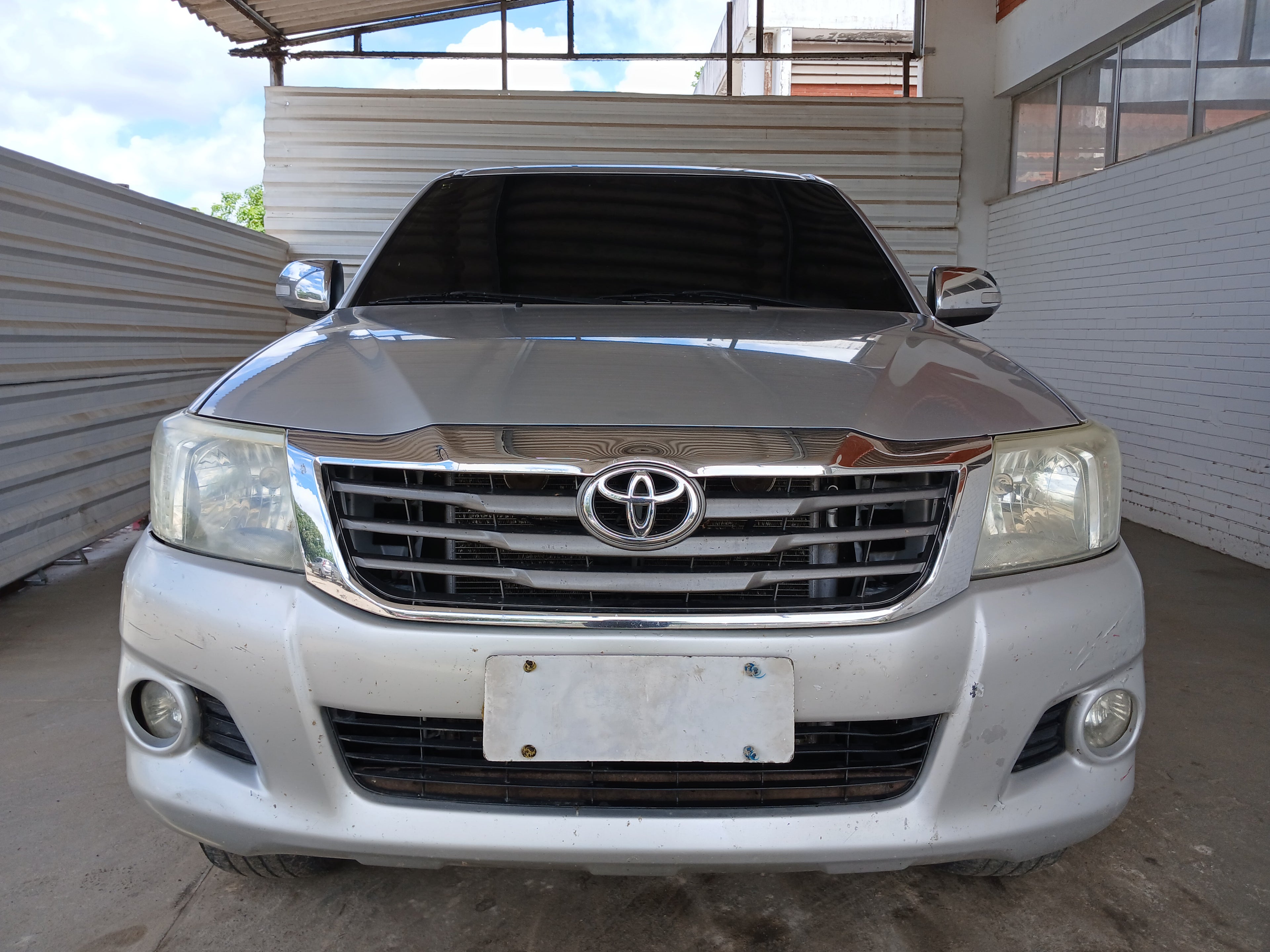 TOYOTA - HILUX CD4X4 SRV ANO 2013