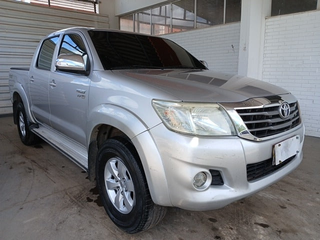 TOYOTA - HILUX CD4X4 SRV ANO 2013